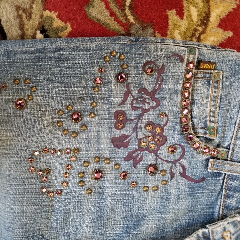 Jeans - Picture 3 of 3
